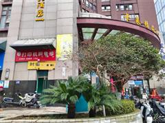 绿地联盛国际酒店大门口双开门旺铺直租